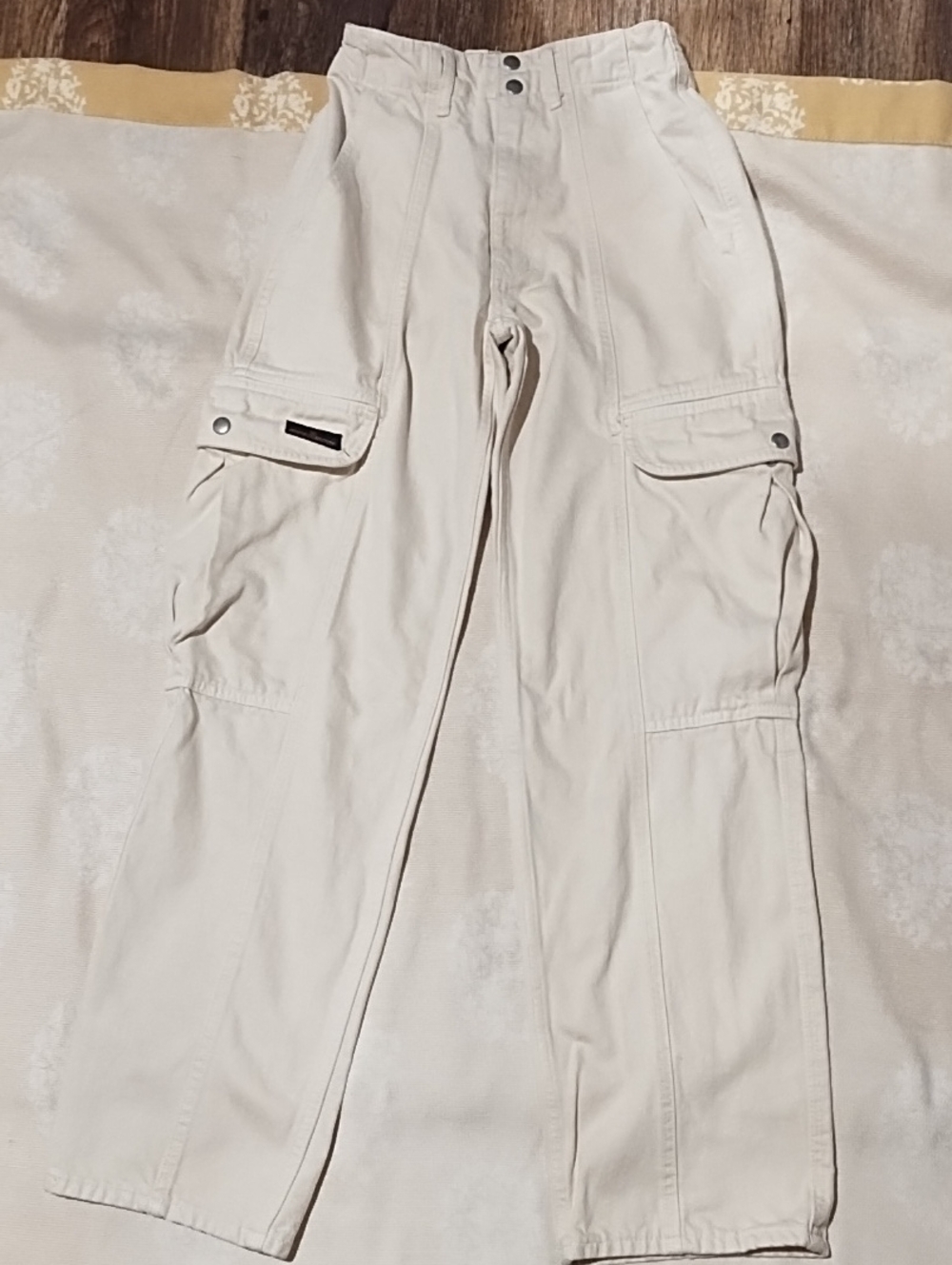 BDG Light Beige Cargo Pants with Utility Pockets EUC Size 24" Waist.